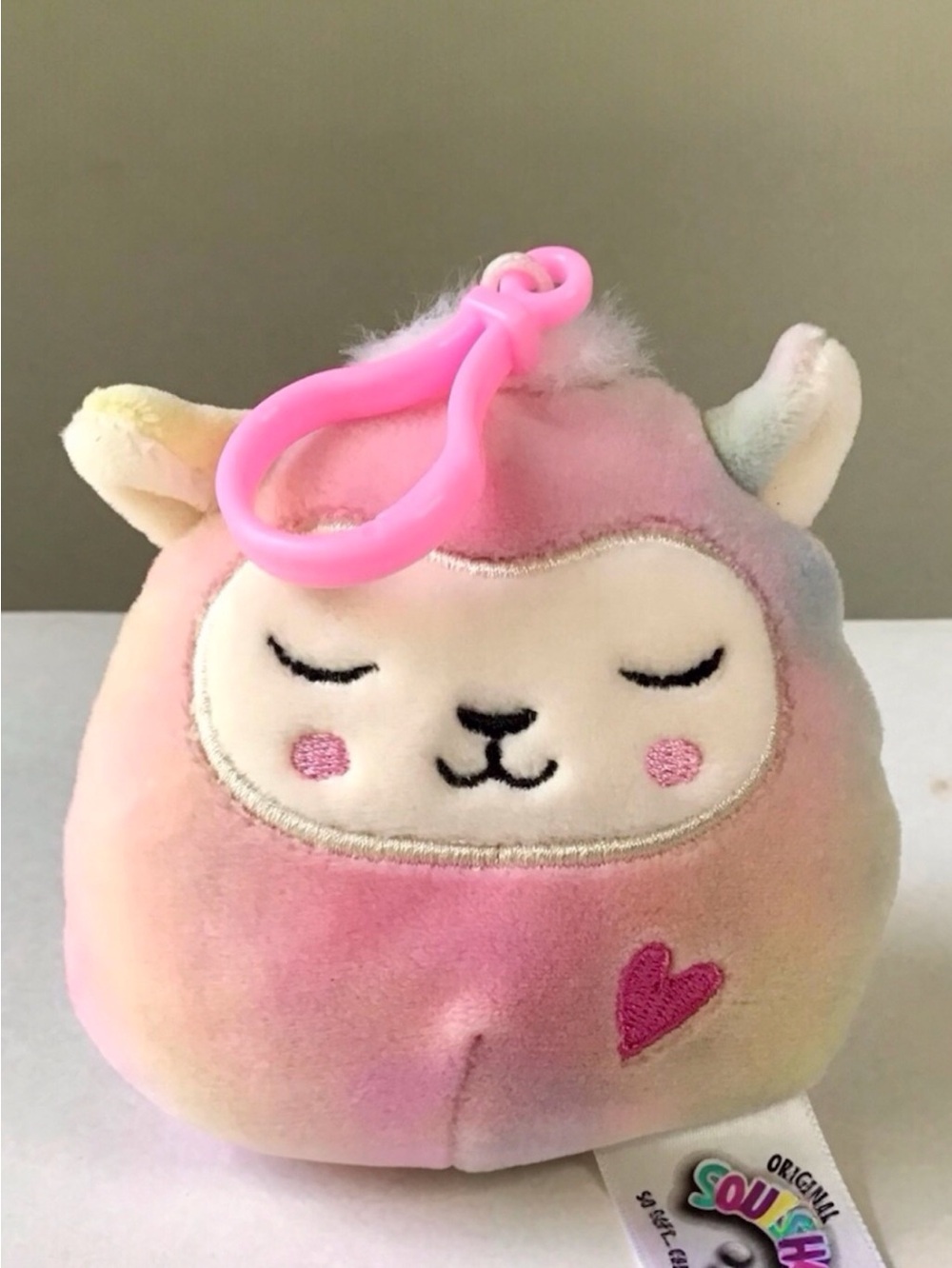 Squishmallow Leslie Llama Clip Keychain Plush Rainbow Tie-Dye Backpack Bag Charm